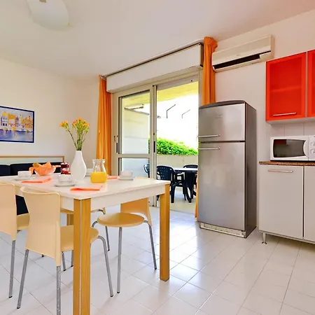 Parco Hemingway-25 By Interhome