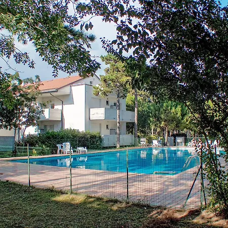 Parco Hemingway-25 By Interhome